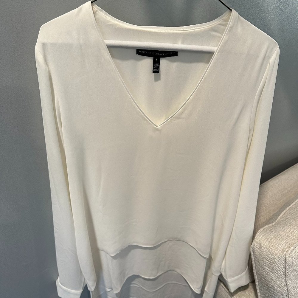 White House Black Market - White tiered tunic blouse - Womens size small